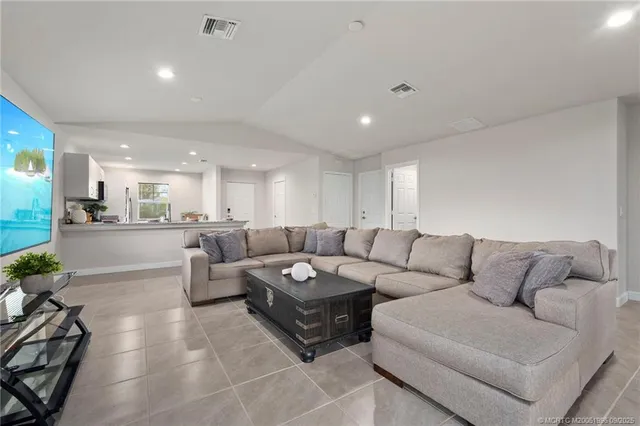 $225,000 | 4 La Paloma Lane, Port St. Lucie, FL 34984