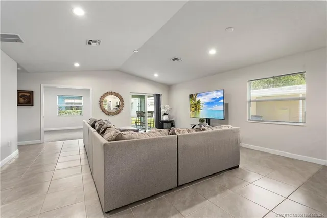 $225,000 | 4 La Paloma Lane, Port St. Lucie, FL 34984