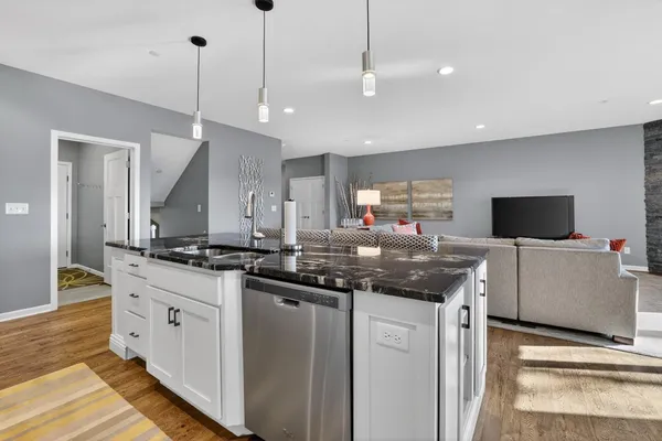 $675,000 | 552 Panorama Circle Northwest, Rochester, MN 55901