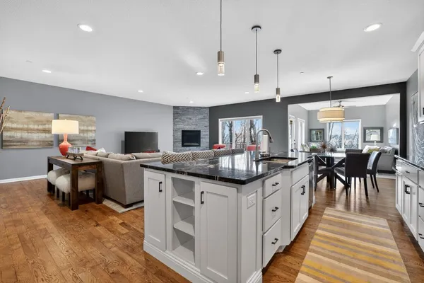 $675,000 | 552 Panorama Circle Northwest, Rochester, MN 55901