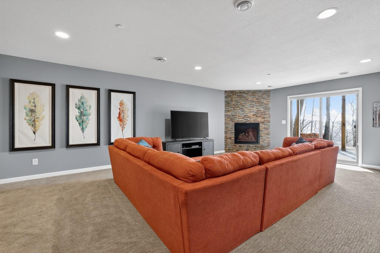 552 Panorama Circle Northwest Rochester, MN 55901 - Photo 33 of 52