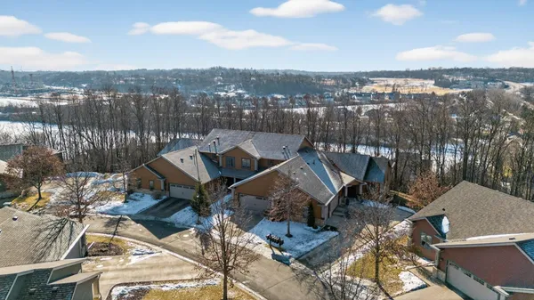 $675,000 | 552 Panorama Circle Northwest, Rochester, MN 55901
