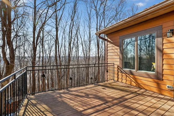 $675,000 | 552 Panorama Circle Northwest, Rochester, MN 55901