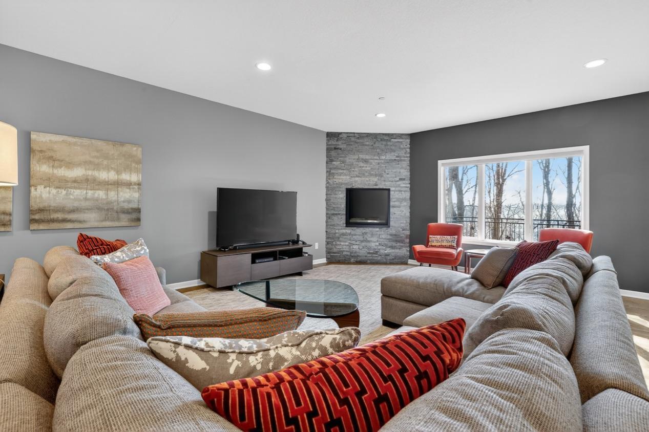 552 Panorama Circle Northwest Rochester, MN 55901 - Photo 7 of 52