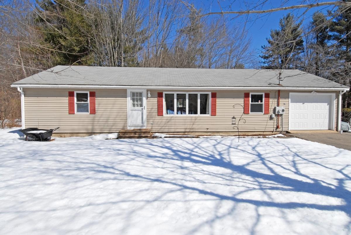 10 Ford Quint Road North Berwick, ME 03906 - Photo 4 of 27 Exterior Front