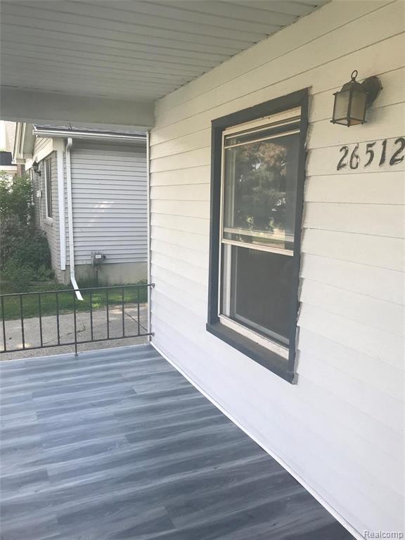 26512 Lenox Avenue Madison Heights, MI 48071 - Photo 11 of 15