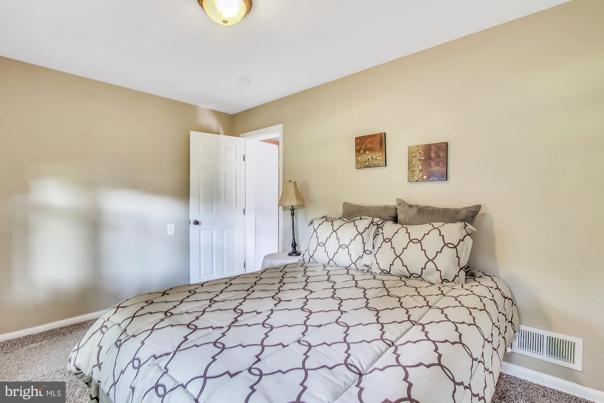 955 Manor Road Windsor, PA 17366 - Photo 17 of 27