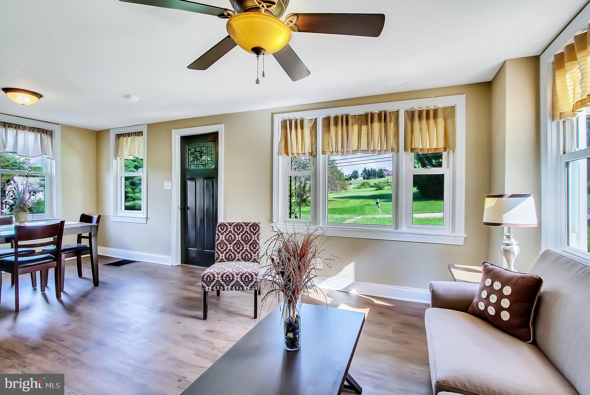 955 Manor Road Windsor, PA 17366 - Photo 4 of 27
