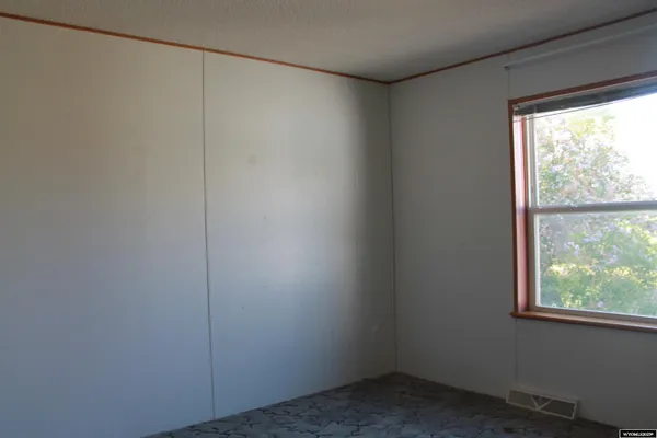$380,000 | 387 South Missouri Road, Shoshoni, WY 82649