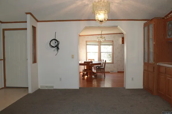$380,000 | 387 South Missouri Road, Shoshoni, WY 82649