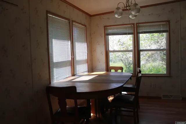 $380,000 | 387 South Missouri Road, Shoshoni, WY 82649