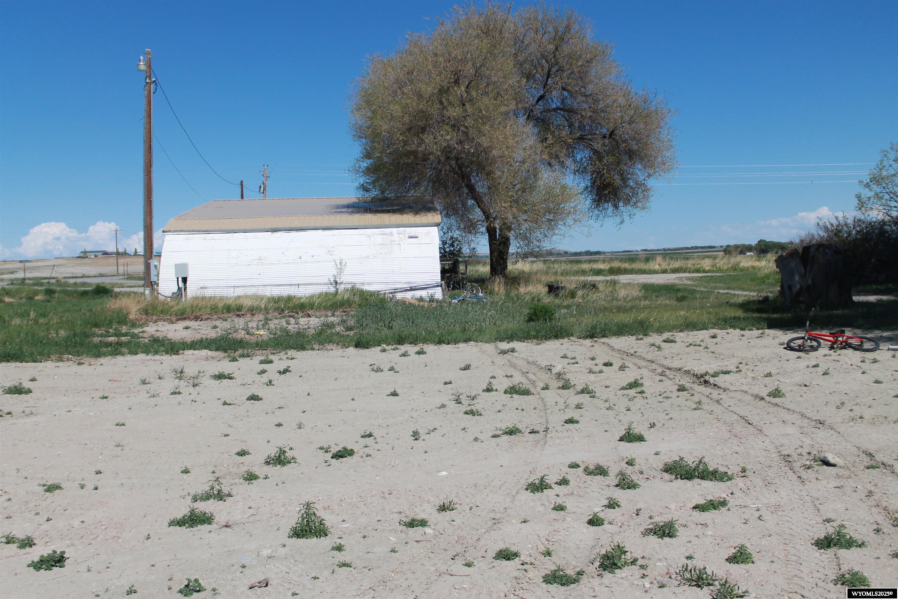 387 South Missouri Road Shoshoni, WY 82649 - Photo 2 of 47