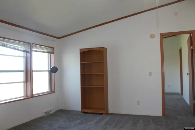 $380,000 | 387 South Missouri Road, Shoshoni, WY 82649