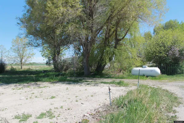 $380,000 | 387 South Missouri Road, Shoshoni, WY 82649