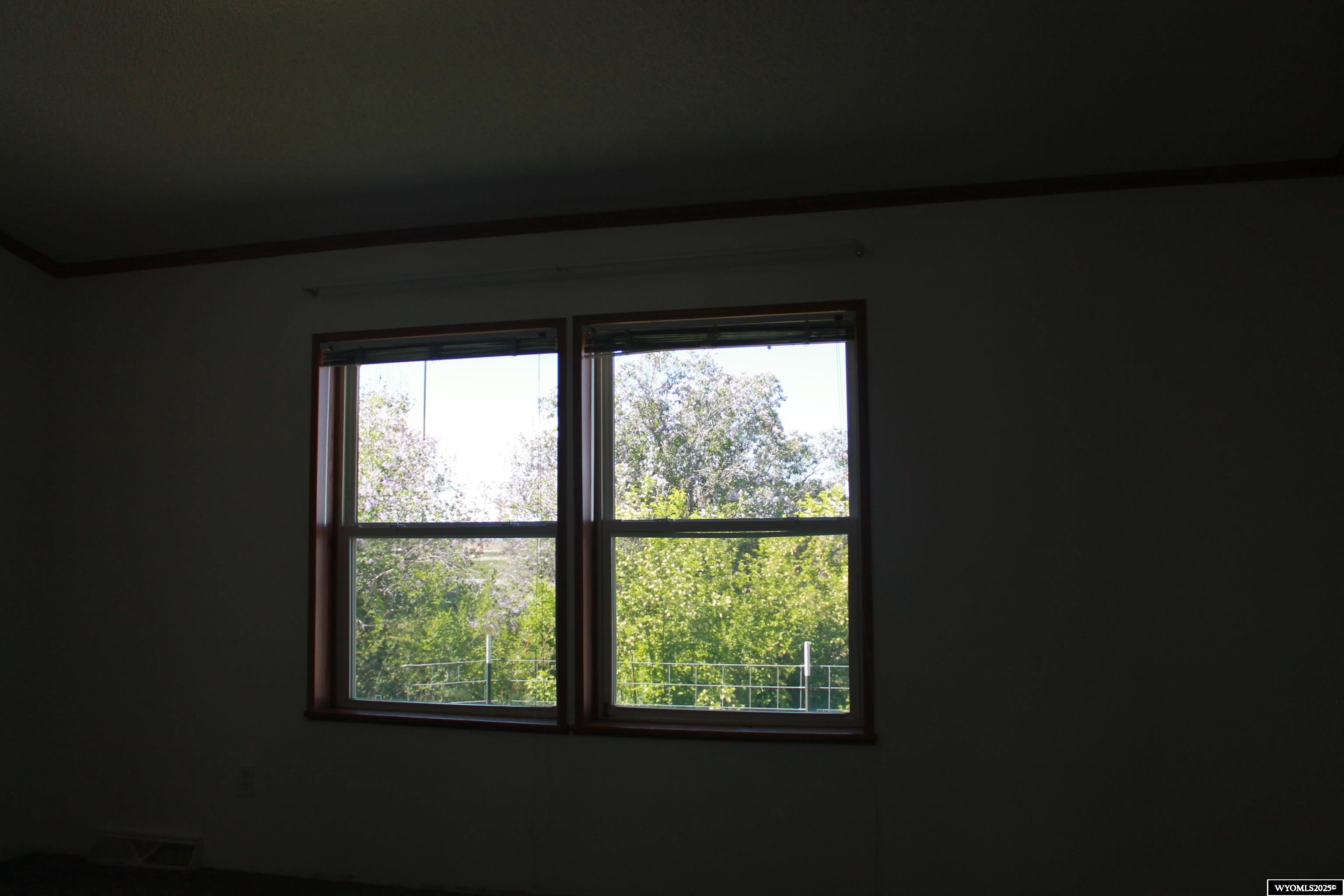 387 South Missouri Road Shoshoni, WY 82649 - Photo 33 of 47