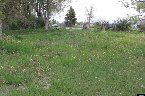 $380,000 | 387 South Missouri Road, Shoshoni, WY 82649