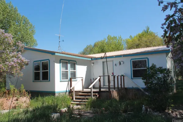 $380,000 | 387 South Missouri Road, Shoshoni, WY 82649
