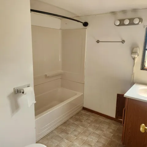 $350,000 | 2317-2327 Broadway, Bangor, ME 04401