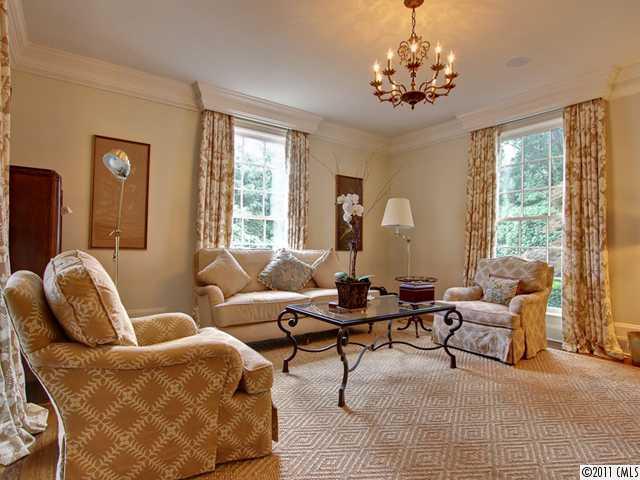 5401 Hardison Road Charlotte, NC 28226 - Photo 3 of 16 Gallery Image 3