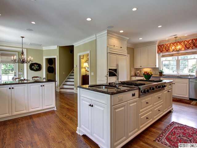 5401 Hardison Road Charlotte, NC 28226 - Photo 7 of 16 Gallery Image 7