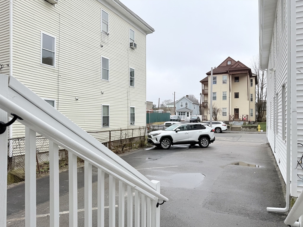 23 Bellevue Street, Unit 1 Worcester, MA 01609 - Photo 19 of 22