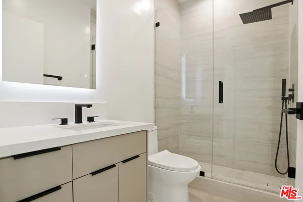 $6,800 | 10630 Wilkins Avenue, Unit 102, Los Angeles, CA 90024