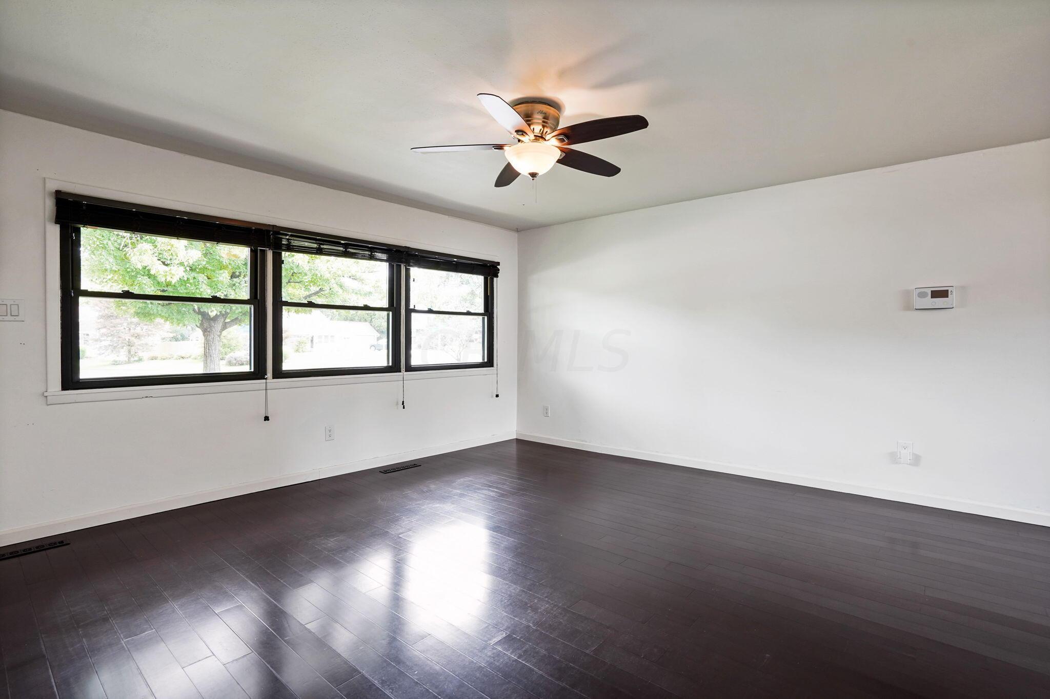 1030 Afton Road Columbus, OH 43221 - Photo 5 of 40 Enjoy the Natural Light