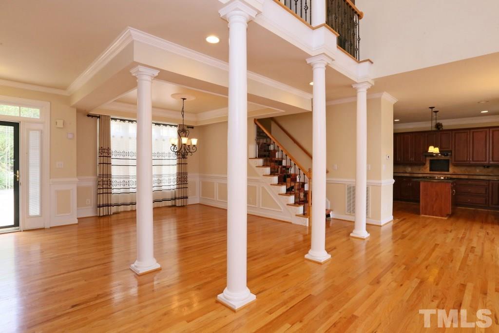 8204 Eden Close Court Raleigh, NC 27613 - Photo 2 of 25 a view of a living room