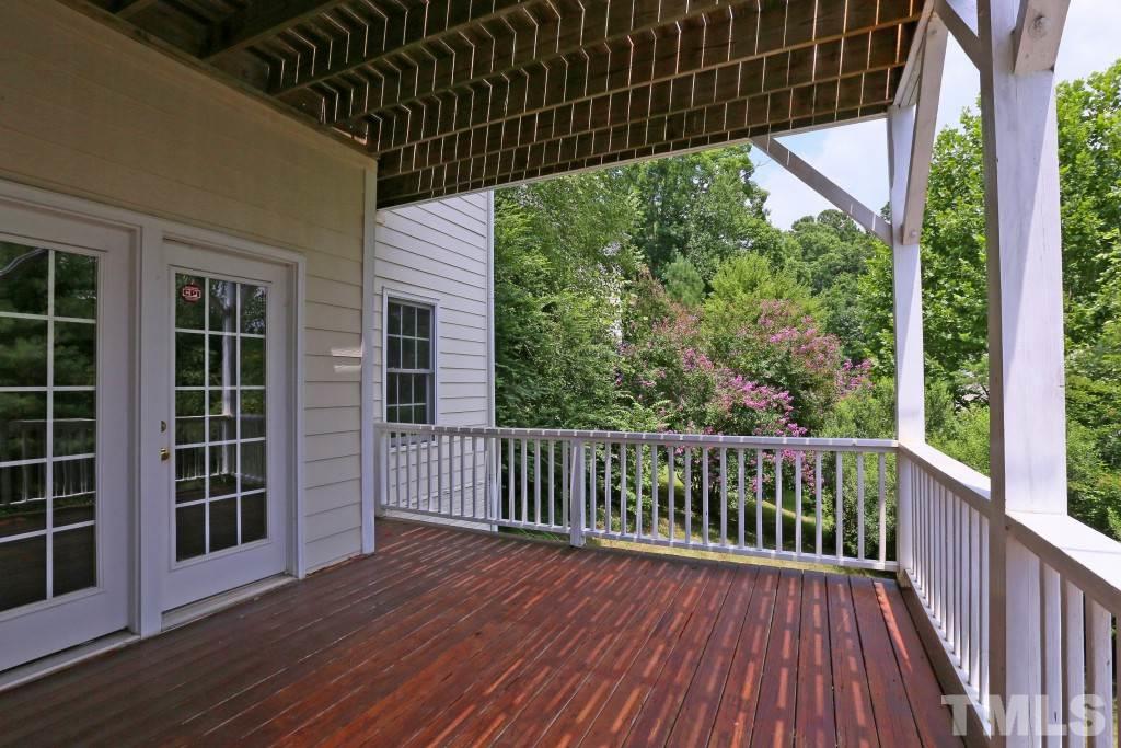 8204 Eden Close Court Raleigh, NC 27613 - Photo 23 of 25 a view of backyard with green space
