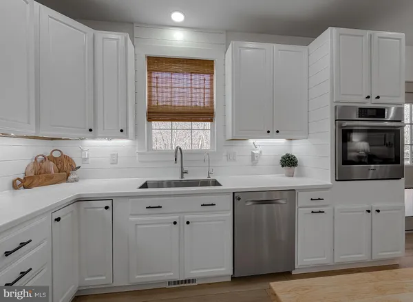 $4,200 | 23185 Pembrook Drive, Hollywood, MD 20636