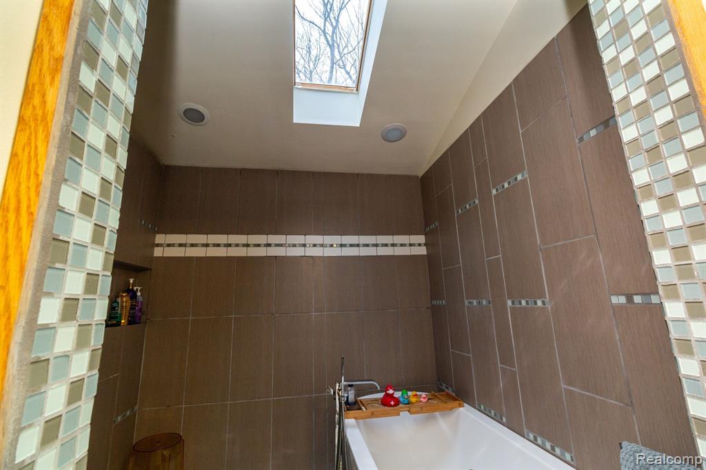 7395 Warren Road Ann Arbor, MI 48105 - Photo 29 of 61