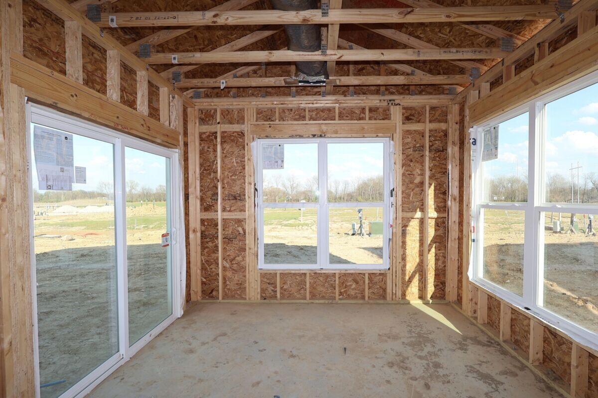 5779 Valleydale Road Powell, OH 43065 - Photo 7 of 11 Framing