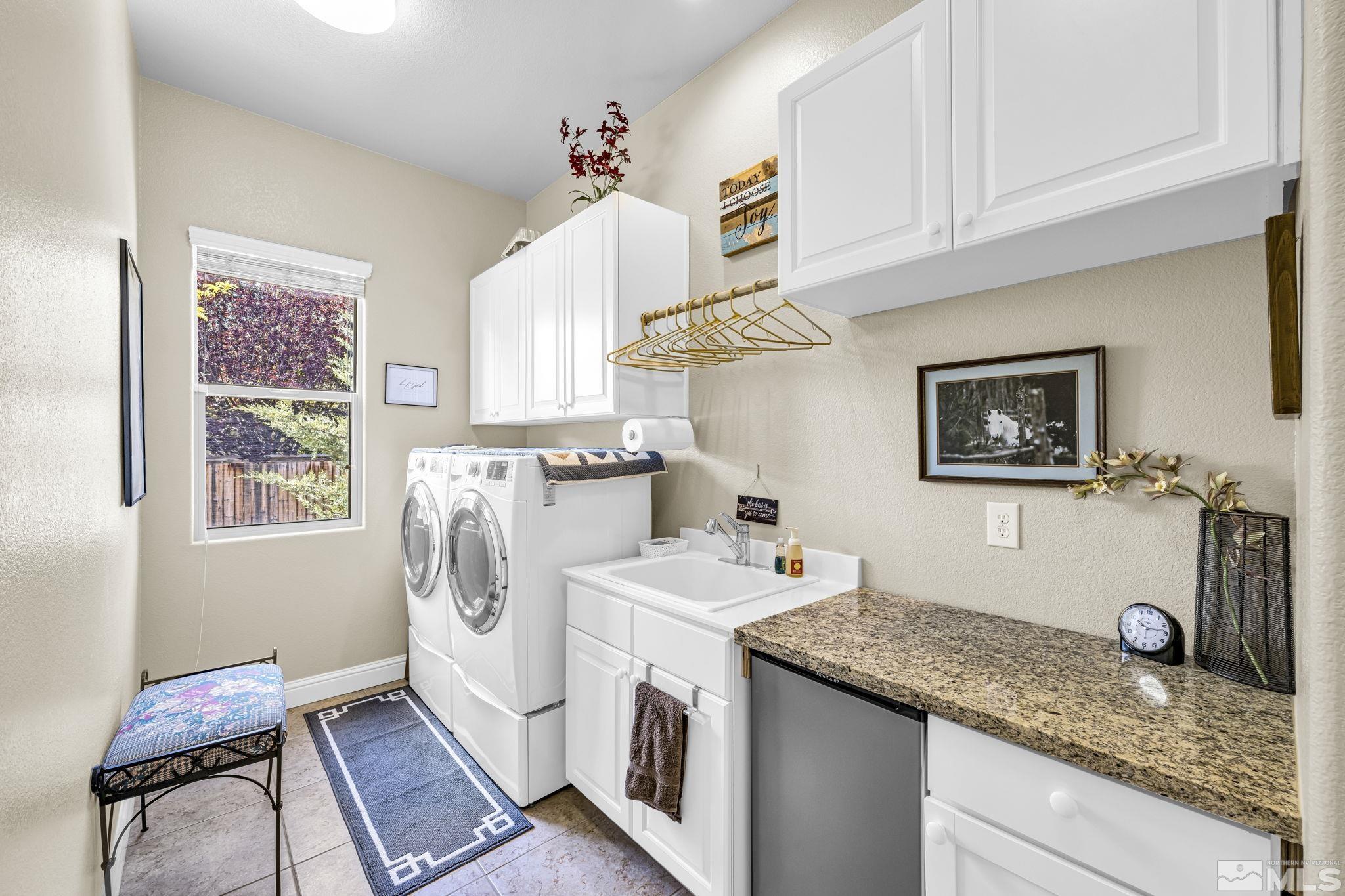 13355 Damonte View Lane Reno, NV 89511 - Photo 12 of 40 Photo 12