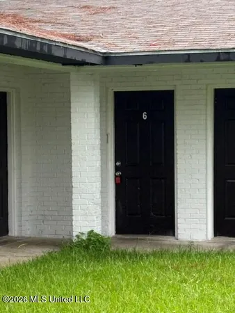 $800 | 6525 Jasmine Street, Unit 6, Moss Point, MS 39563