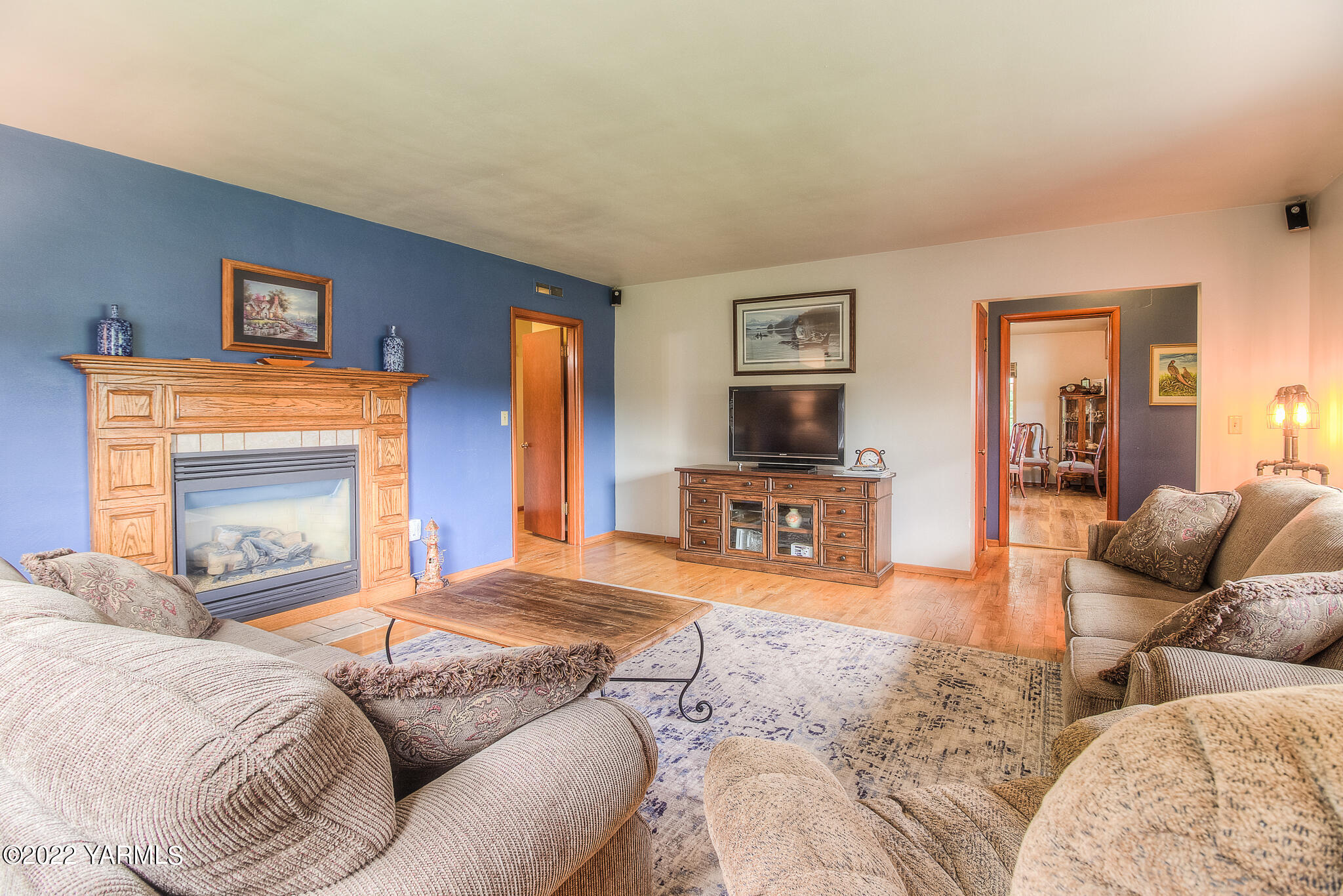 91 Linse Road Tieton, WA 98947 - Photo 11 of 35 Living Room