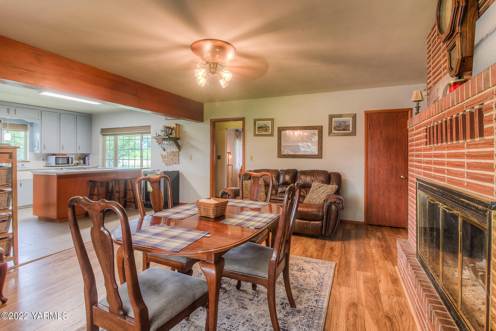 91 Linse Road Tieton, WA 98947 - Photo 13 of 35 Family Room