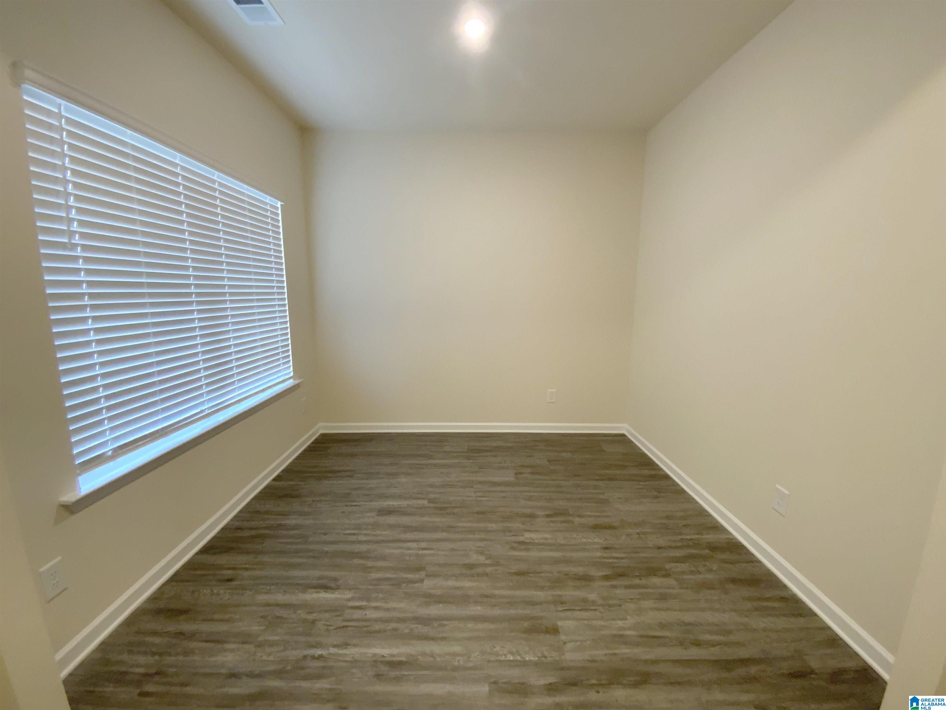 98 Valley Circle Lincoln, AL 35096 - Photo 2 of 31