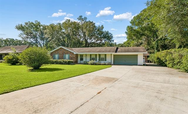 1548 William Peters Road Bogalusa, LA 70427 - Photo 3 of 22
