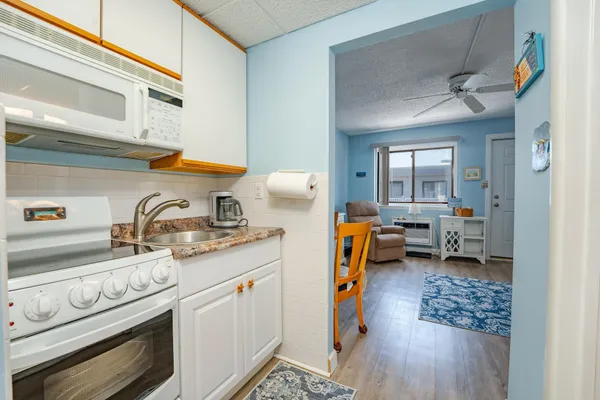 $289,999 | 921 Wesley Avenue, Unit A24, Ocean City, NJ 08226