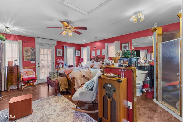 $299,000 | 2793 Highway 31, Sneedville, TN 37869