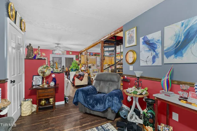 $299,000 | 2793 Highway 31, Sneedville, TN 37869