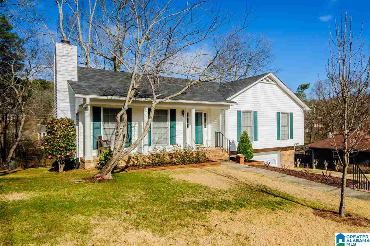 1766 Indian Hills Road Pelham, AL 35124 - Photo 3 of 32