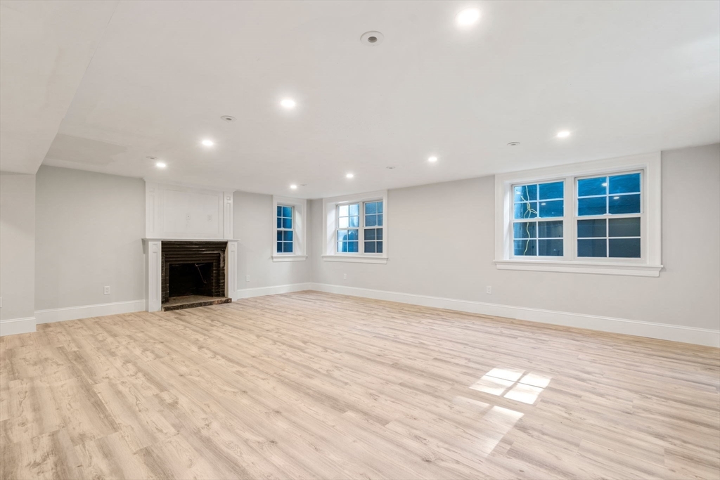 125 Lee Street Brookline, MA 02445 - Photo 26 of 38