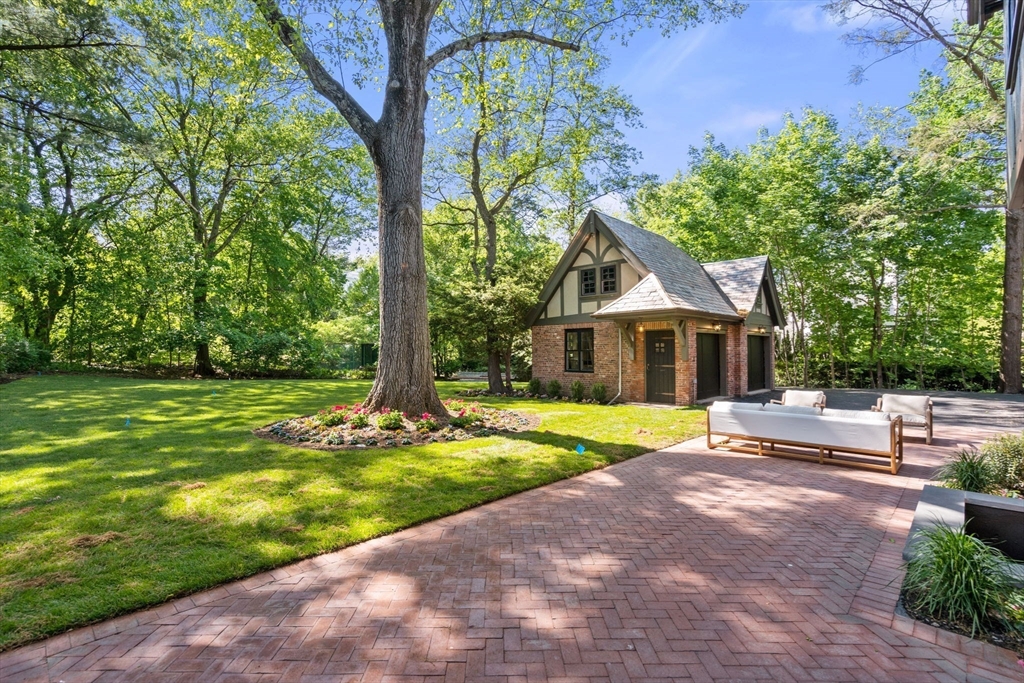 125 Lee Street Brookline, MA 02445 - Photo 30 of 38