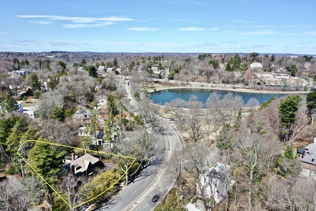 125 Lee Street Brookline, MA 02445 - Photo 34 of 38