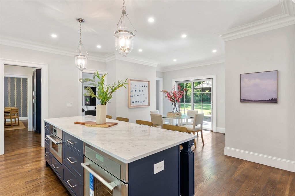 125 Lee Street Brookline, MA 02445 - Photo 5 of 38