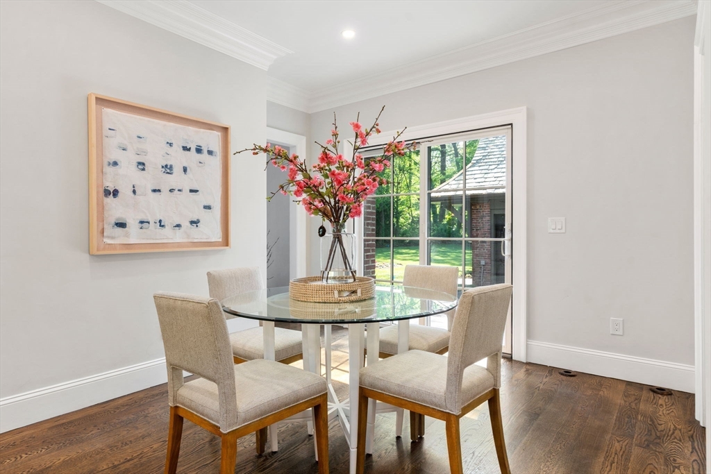 125 Lee Street Brookline, MA 02445 - Photo 6 of 38