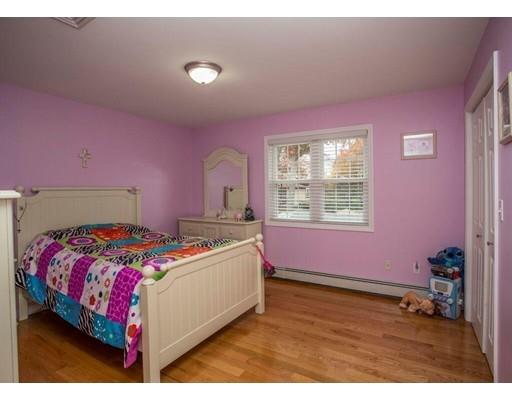248 Hancock Street Fall River, MA 02721 - Photo 17 of 24 Gallery Image 17