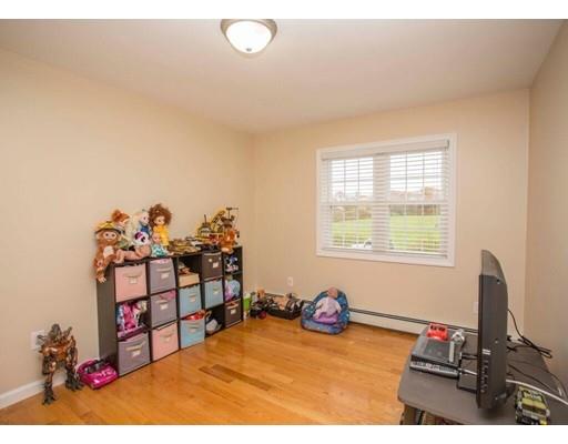 248 Hancock Street Fall River, MA 02721 - Photo 20 of 24 Gallery Image 20