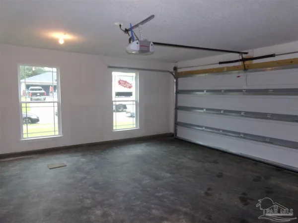 $1,995 | 5621 Peach Drive, Pace, FL 32571